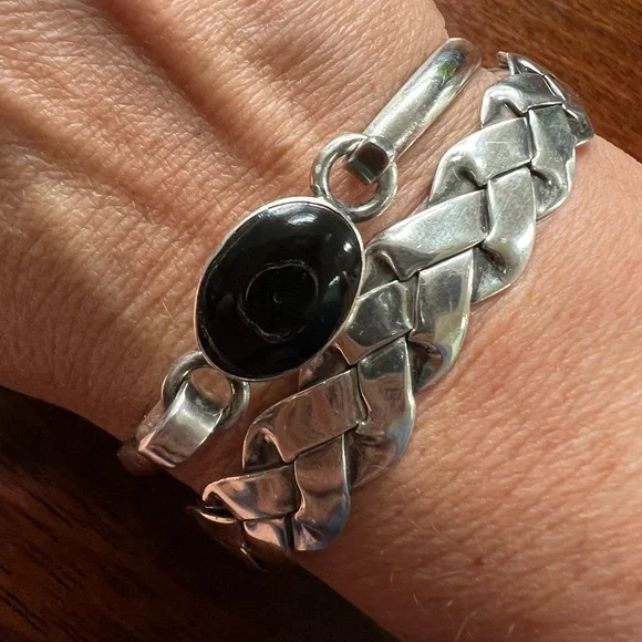 Vintage TAXCO Sterling Silver Bracelet - Picture 3 of 10